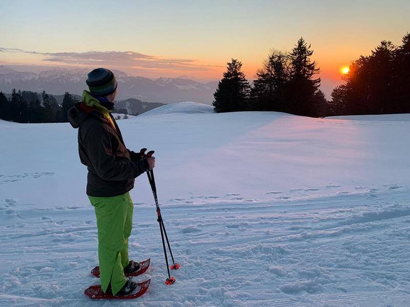 snow shoe hiking